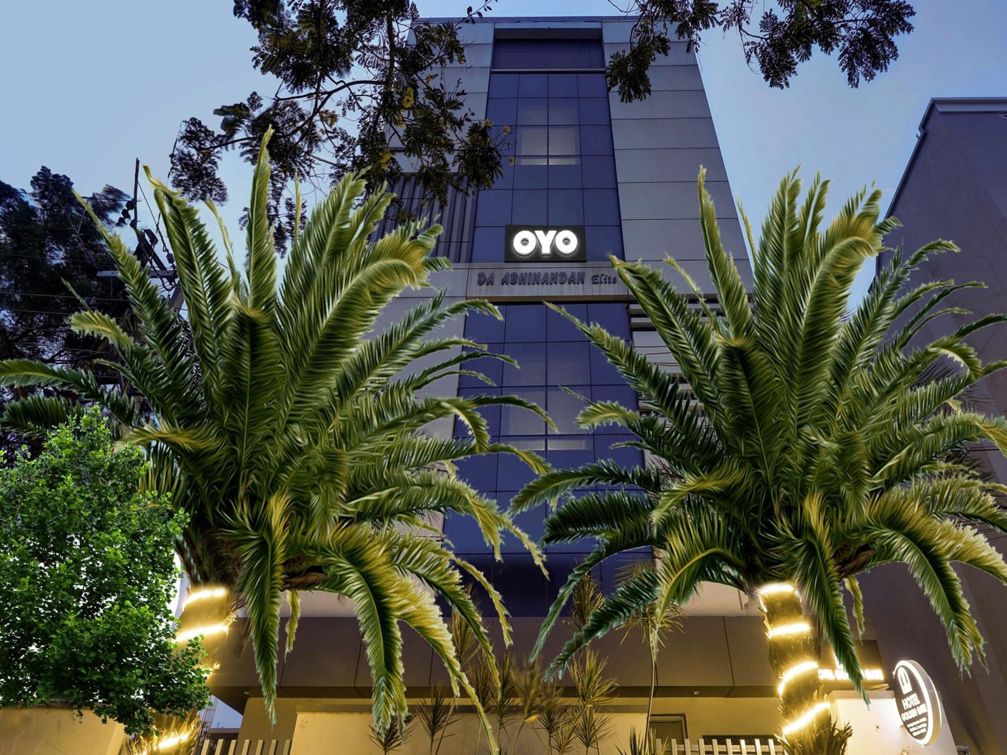 Collection O Golden Gate Hotel Haiderabad Buitenkant foto