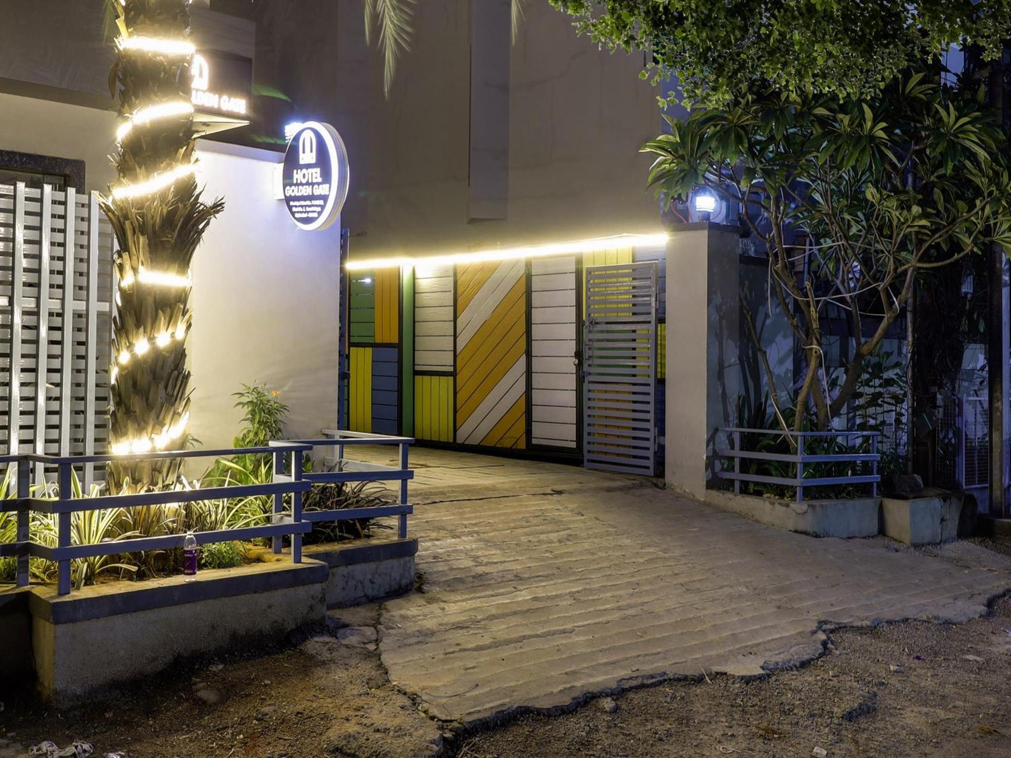 Collection O Golden Gate Hotel Haiderabad Buitenkant foto